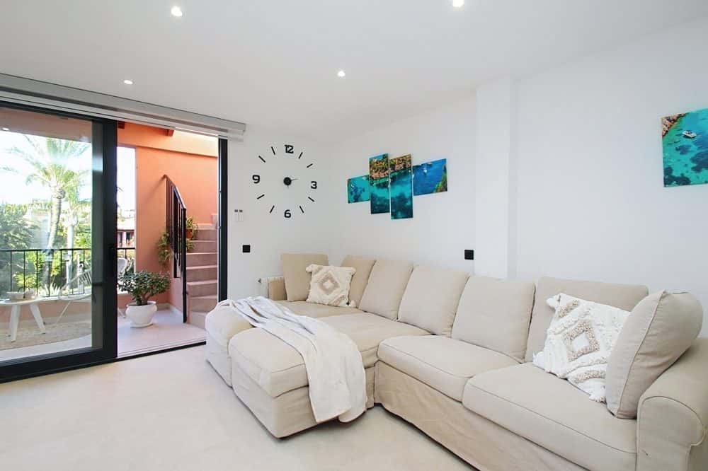SON VERÍ NOU: RENOVATED PENTHOUSE WITH PRIVATE ROOFTOP TERRACE 24