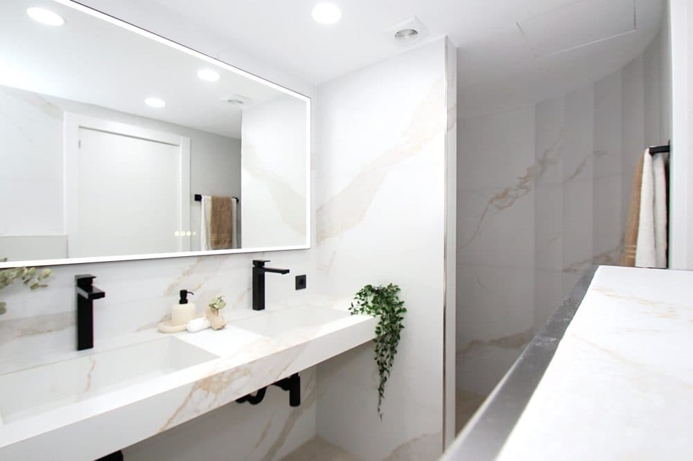SON VERÍ NOU: RENOVATED PENTHOUSE WITH PRIVATE ROOFTOP TERRACE 26