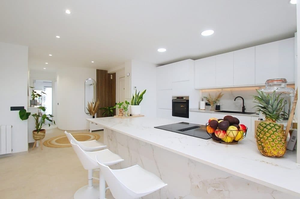 SON VERÍ NOU: RENOVATED PENTHOUSE WITH PRIVATE ROOFTOP TERRACE 8