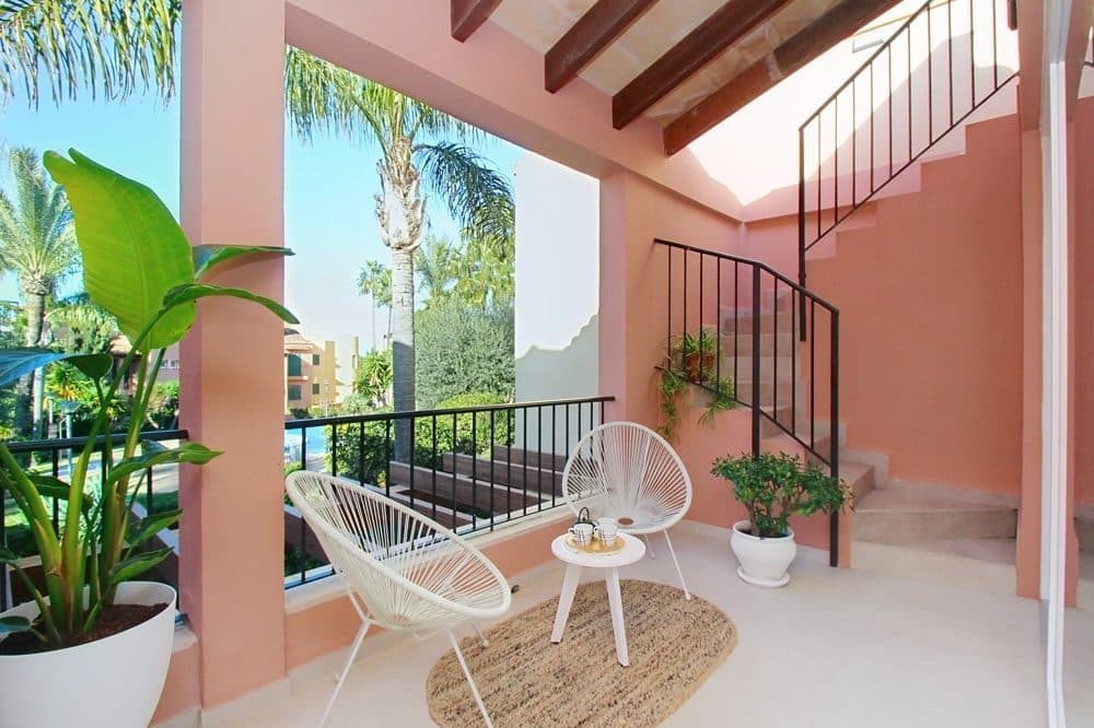 SON VERÍ NOU: RENOVATED PENTHOUSE WITH PRIVATE ROOFTOP TERRACE 10