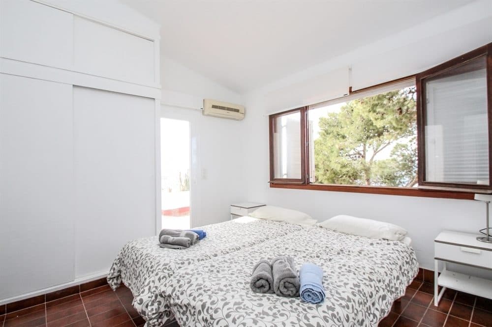 BAHIA AZUL: INVESTMENT FRONTLINE VILLA WITH RENTAL LICENCE 9
