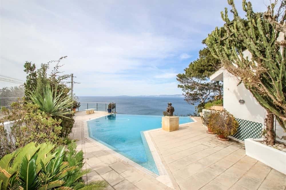 BAHIA AZUL: INVESTMENT FRONTLINE VILLA WITH RENTAL LICENCE 5