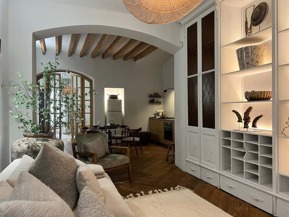 PALMA OLD TOWN: DESIGNER APARTMENT IN A PRIME LOCATION 4