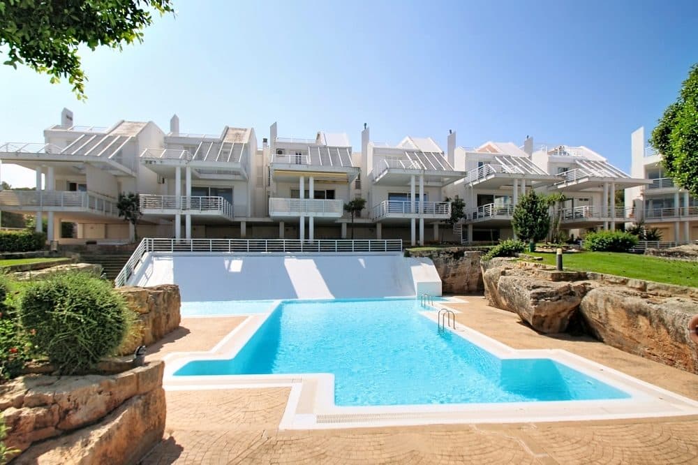 SON VERI NOU: MODERN TOWNHOUSE WITH ROOF TERRACE AND SEA VIEWS