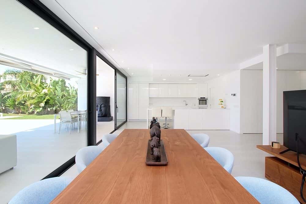 PUIG DE ROS: LUXURY VILLA IN THE COASTAL AREA 19