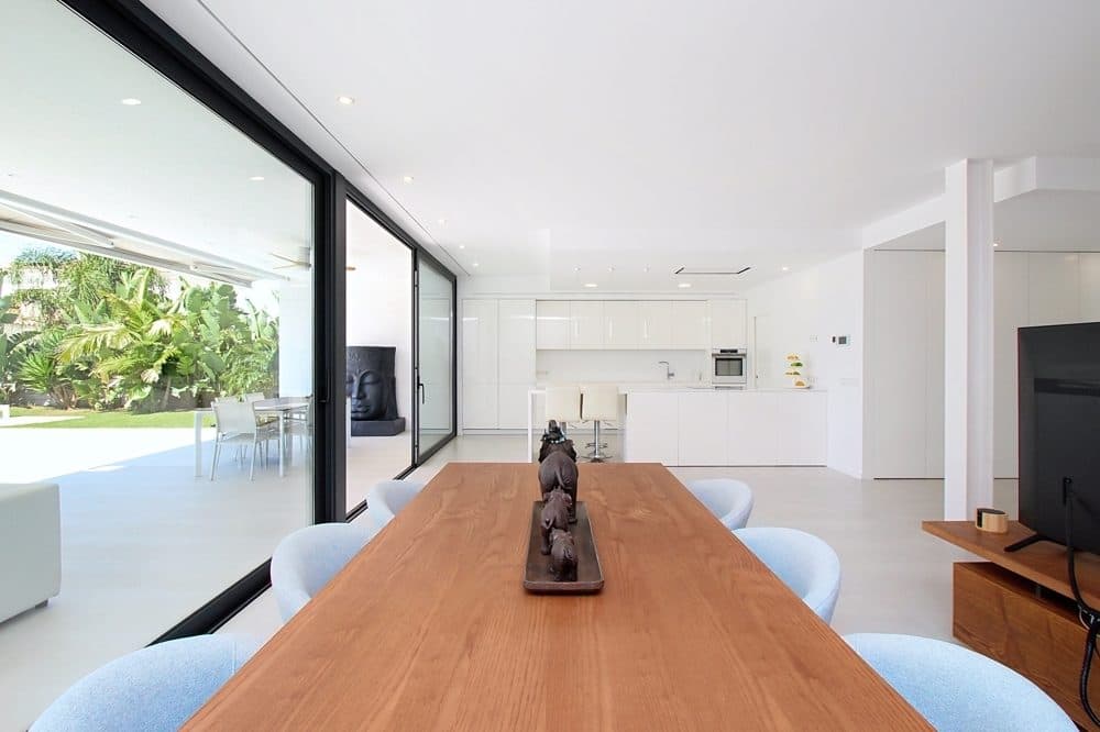 PUIG DE ROS: LUXURY VILLA IN THE COASTAL AREA 19