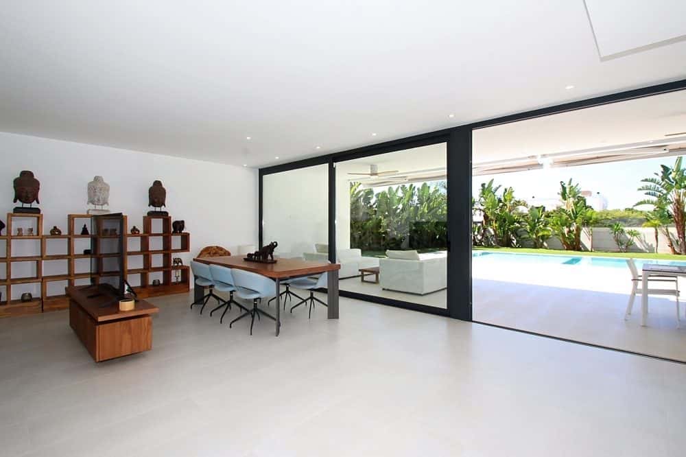 PUIG DE ROS: LUXURY VILLA IN THE COASTAL AREA 10