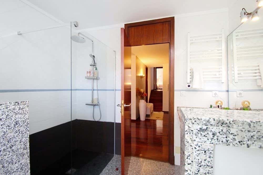 BONAIRE: UNIQUE FRONTLINE PROPERTY WITH GARDEN AND PANORAMIC VIEWS 25
