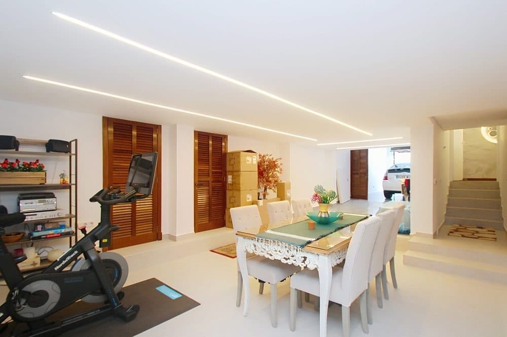 BONAIRE: UNIQUE FRONTLINE PROPERTY WITH GARDEN AND PANORAMIC VIEWS 29