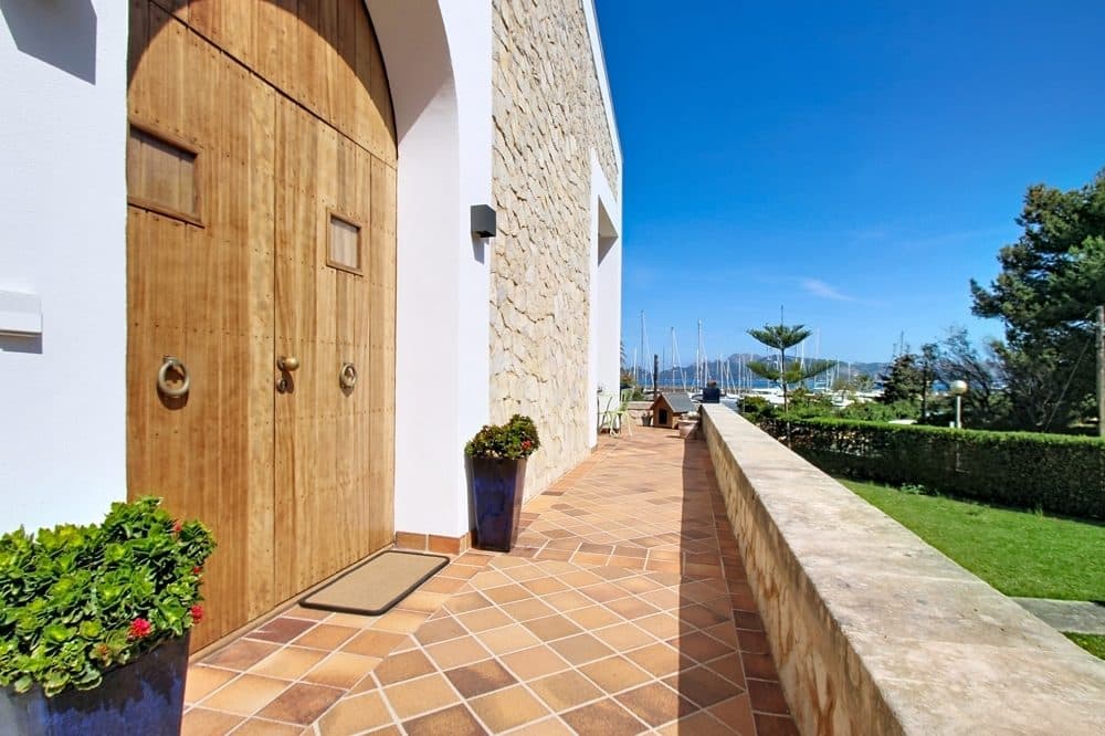 BONAIRE: UNIQUE FRONTLINE PROPERTY WITH GARDEN AND PANORAMIC VIEWS 7
