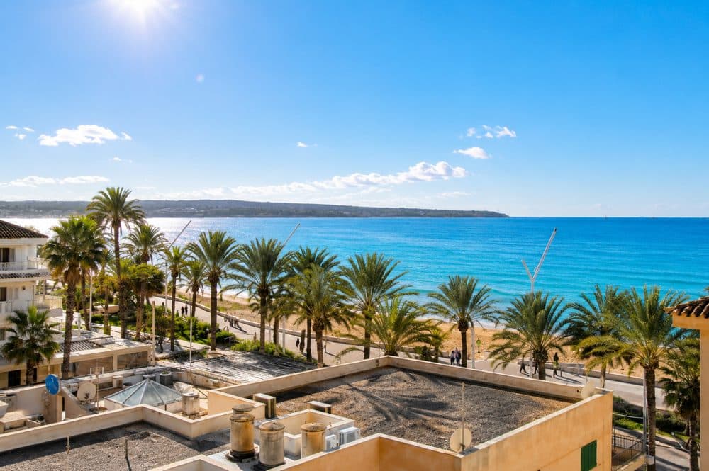 PLAYA DE PALMA: NEW-BUILD PENTHOUSE 50 M FROM THE BEACH 2