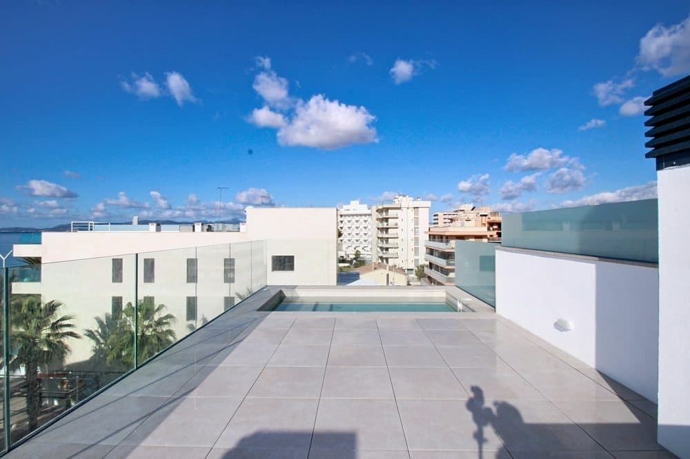 PLAYA DE PALMA: NEW-BUILD PENTHOUSE 50 M FROM THE BEACH 7