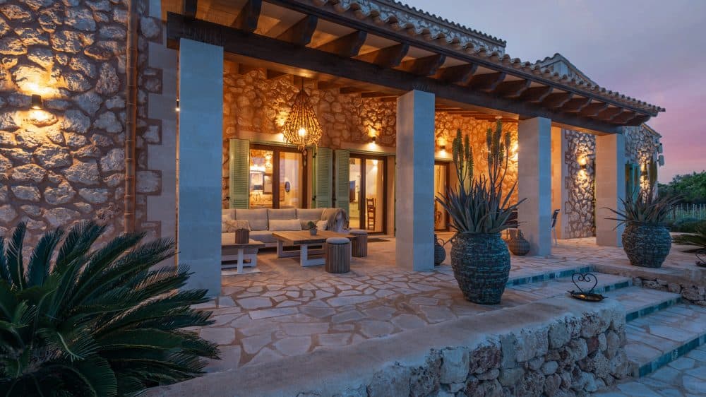 PORRERES: FINCA WITH VINEYARDS & POOL 7