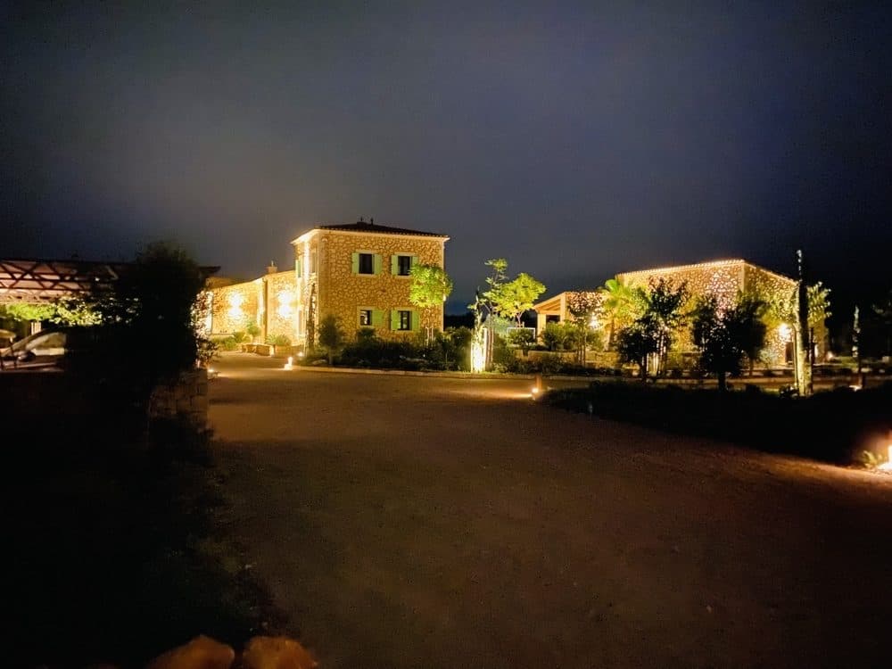 PORRERES: FINCA WITH VINEYARDS & POOL 29