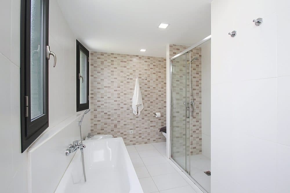 CAN PASTILLA: TWO HOUSES WITH POOL AND PROVEN RENTAL INCOME NEAR THE SEA 23