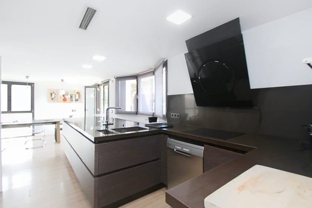CAN PASTILLA: TWO HOUSES WITH POOL AND PROVEN RENTAL INCOME NEAR THE SEA 15