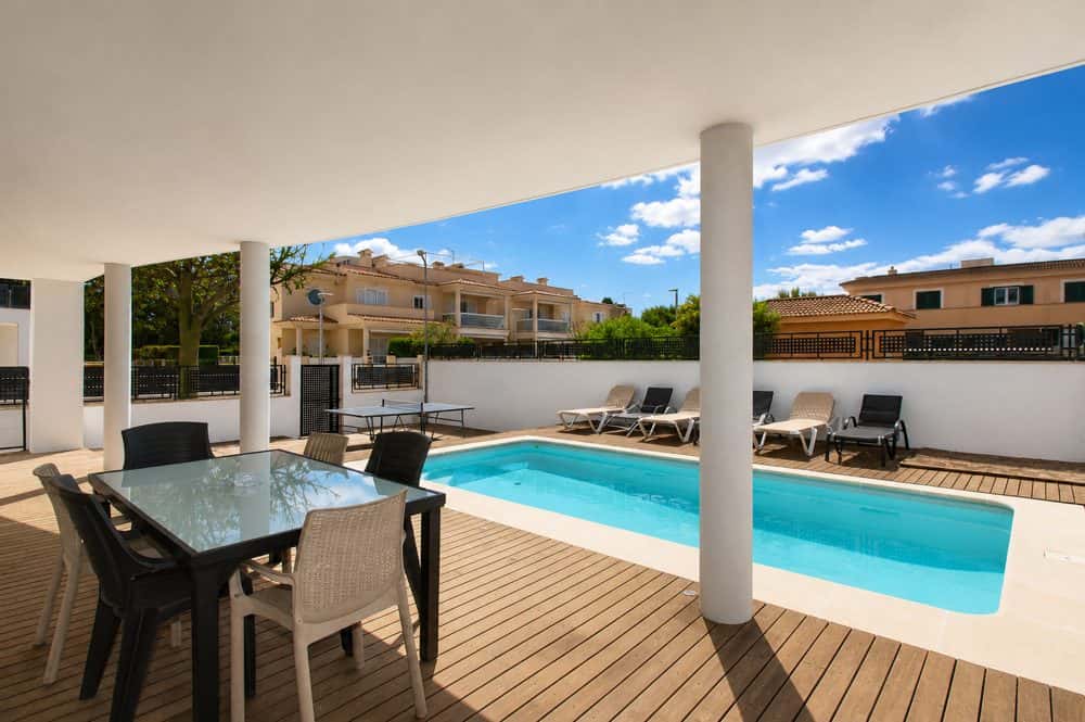 CAN PASTILLA: TWO HOUSES WITH POOL AND PROVEN RENTAL INCOME NEAR THE SEA 2