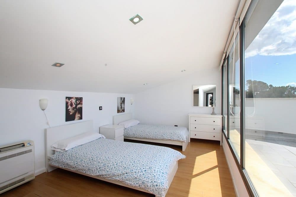 CAN PASTILLA: TWO HOUSES WITH POOL AND PROVEN RENTAL INCOME NEAR THE SEA 22
