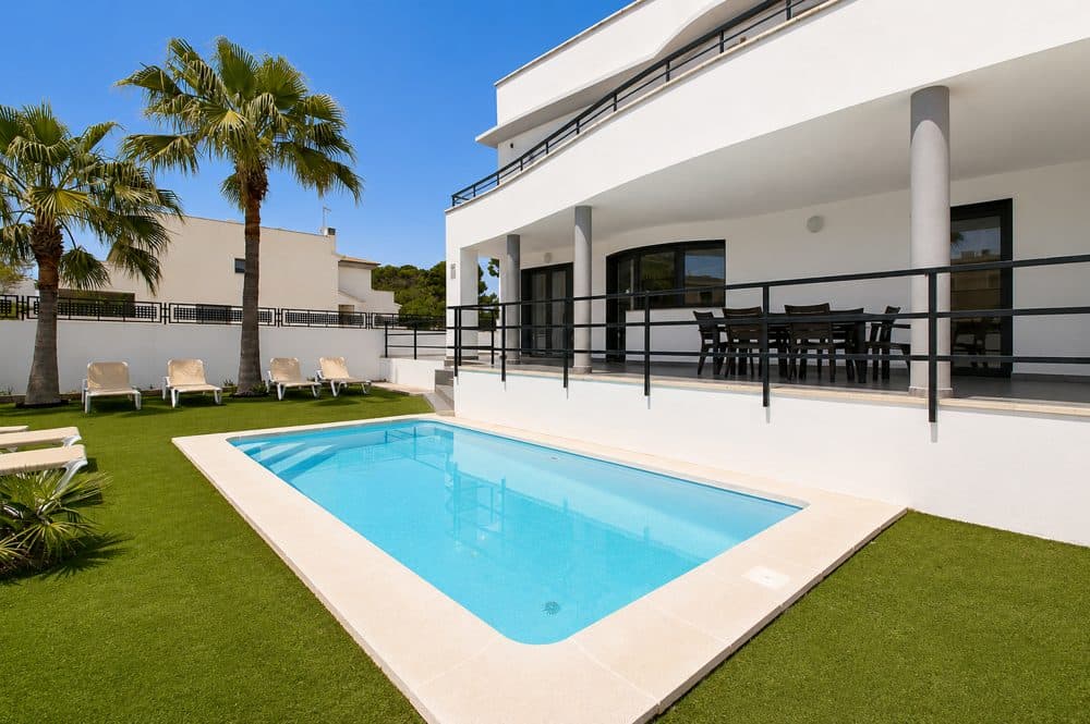 CAN PASTILLA: TWO HOUSES WITH POOL AND PROVEN RENTAL INCOME NEAR THE SEA 3