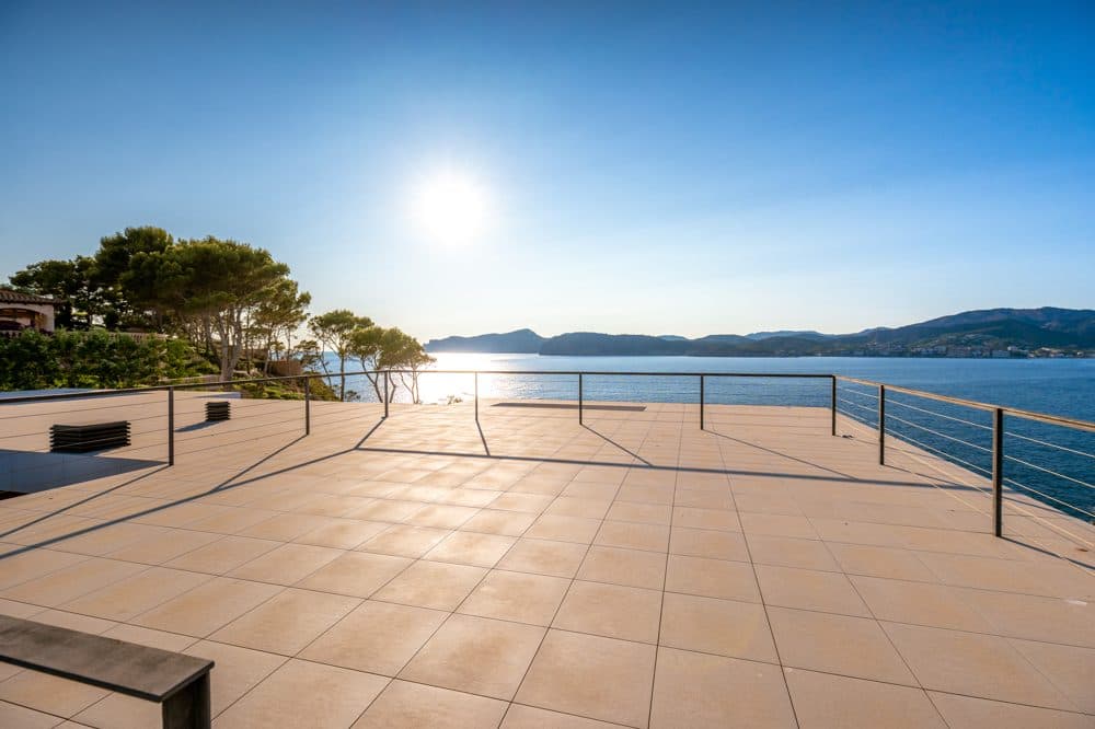 NOVA SANTA PONCA: VILLA DE DISEÑADOR ÚNICA CON VISTAS PANORÁMICAS 8