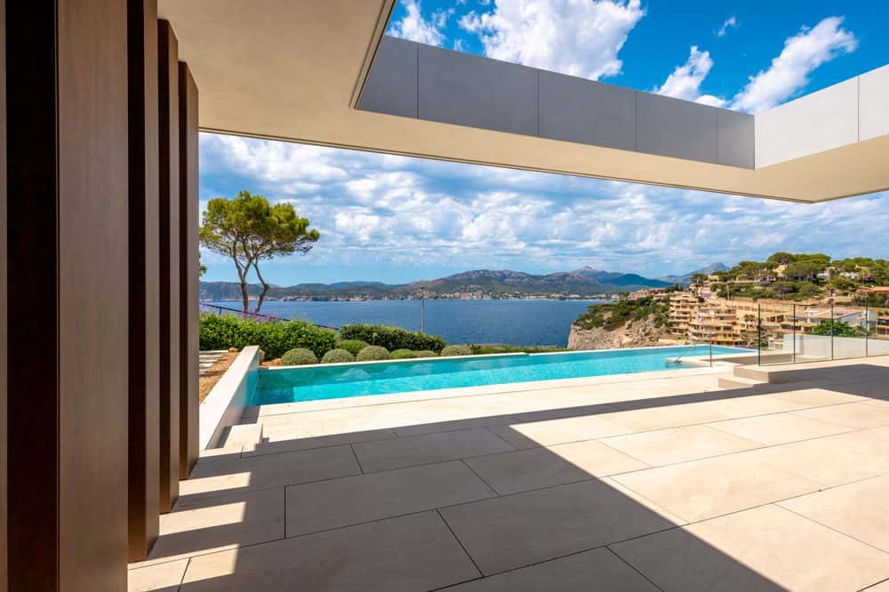 NOVA SANTA PONCA: UNIQUE DESIGNER VILLA WITH PANORAMIC VIEWS 26