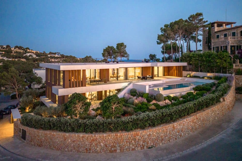 NOVA SANTA PONCA: VILLA DE DISEÑADOR ÚNICA CON VISTAS PANORÁMICAS 4