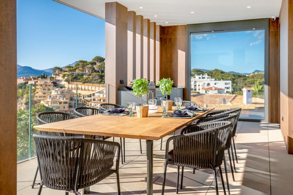 NOVA SANTA PONCA: VILLA DE DISEÑADOR ÚNICA CON VISTAS PANORÁMICAS 11