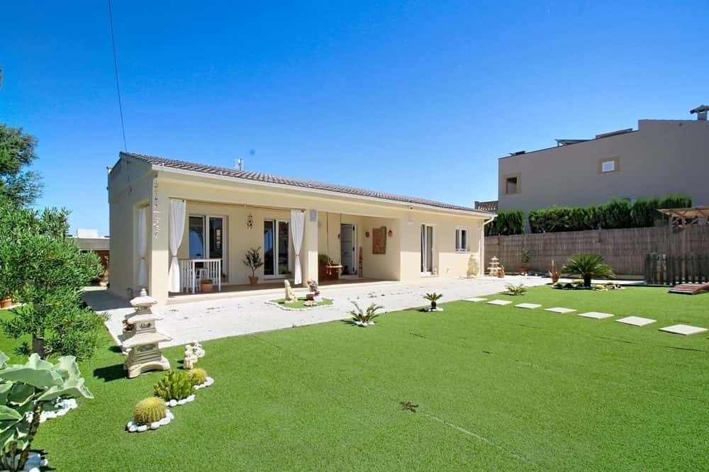 BAHIA AZUL: WELL-MAINTAINED HOUSE WITH POOL AND SEA VIEWS 3