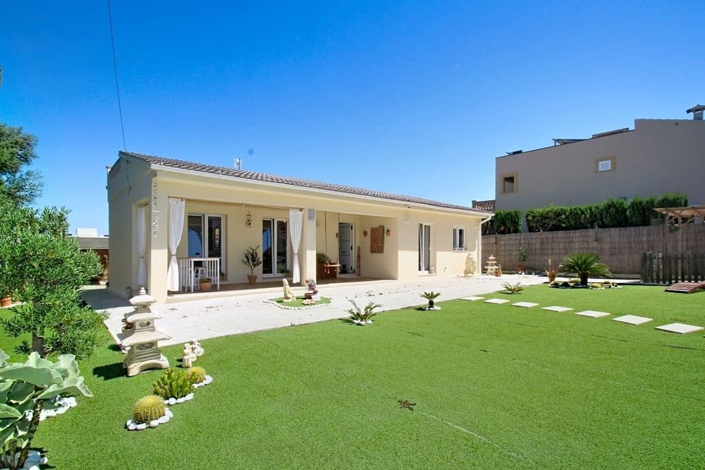 BAHIA AZUL: WELL-MAINTAINED HOUSE WITH POOL AND SEA VIEWS 3