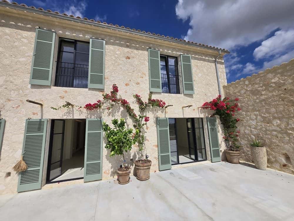 MONTUIRI: NEWLY BUILT ESTATE WITH VINEYARD, GUEST HOUSE & INFINITY POOL 13