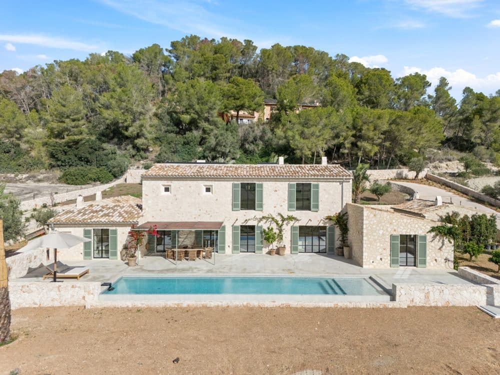 MONTUIRI: NEWLY BUILT ESTATE WITH VINEYARD, GUEST HOUSE & INFINITY POOL 6