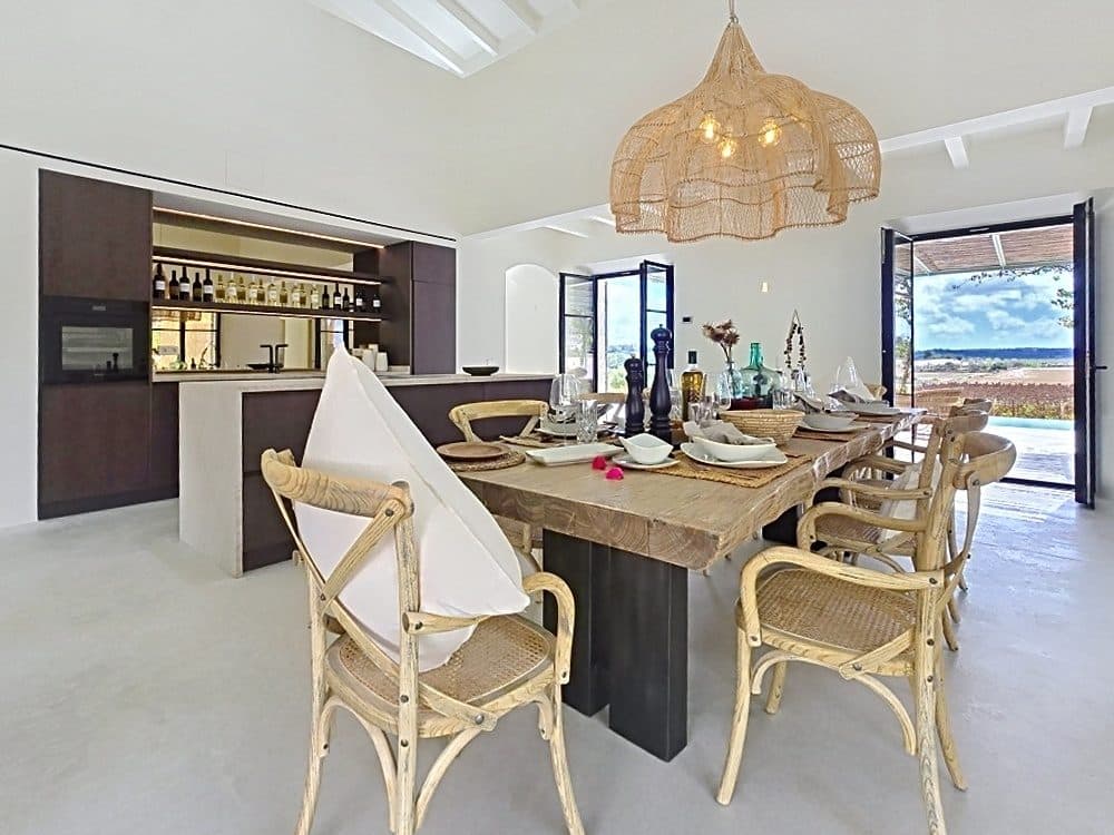 MONTUIRI: NEWLY BUILT ESTATE WITH VINEYARD, GUEST HOUSE & INFINITY POOL 16