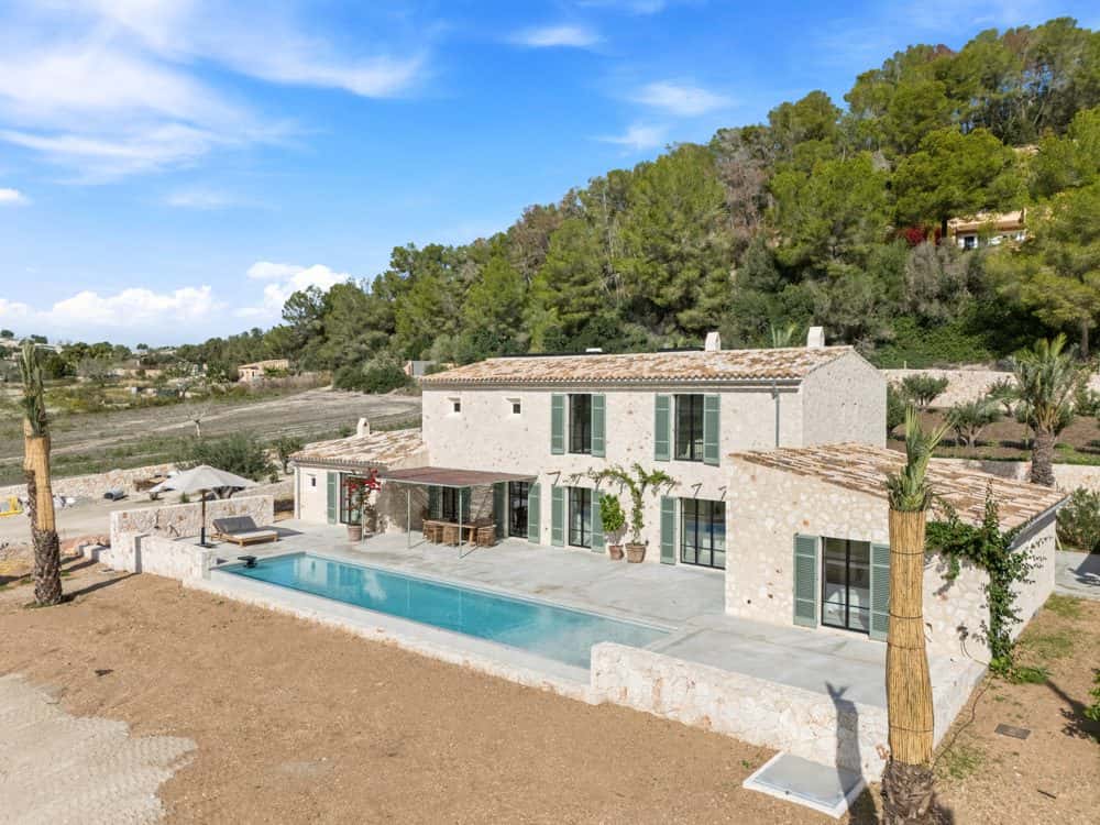 MONTUIRI: NEWLY BUILT ESTATE WITH VINEYARD, GUEST HOUSE & INFINITY POOL 4