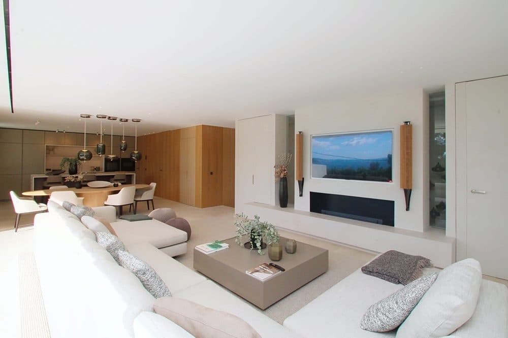 PORTALS: READY-TO-MOVE-IN LUXURY NEW-BUILD VILLA IN THE HILLS 21