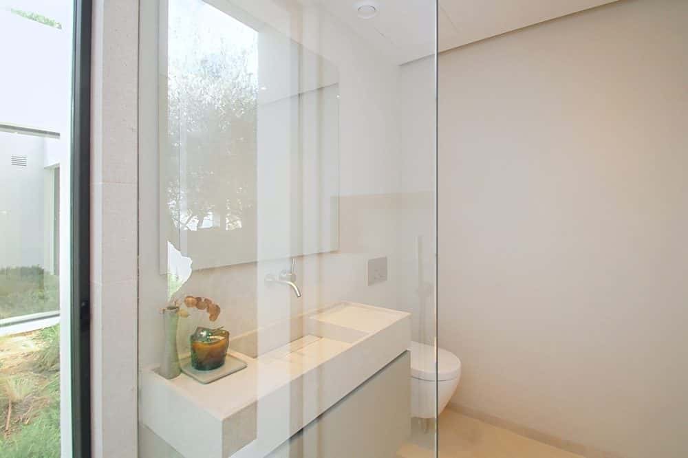 PORTALS: READY-TO-MOVE-IN LUXURY NEW-BUILD VILLA IN THE HILLS 27