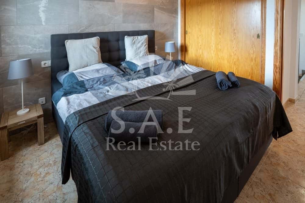 CALA PI: 2 LUXURY SEMI-DETACHED HOUSES WITH SEA VIEW 30