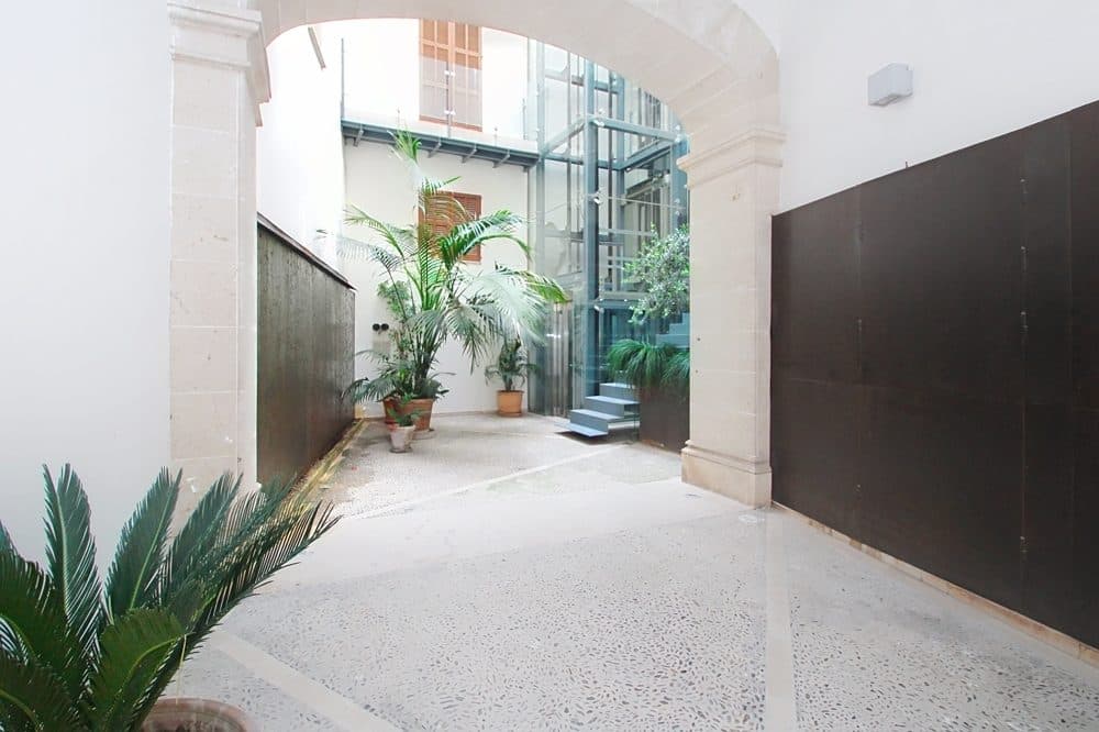 PALMA: EXCLUSIVE DUPLEX LOFT WITH HISTORIC CHARACTER IN THE HEART OF THE OLD TOWN 1