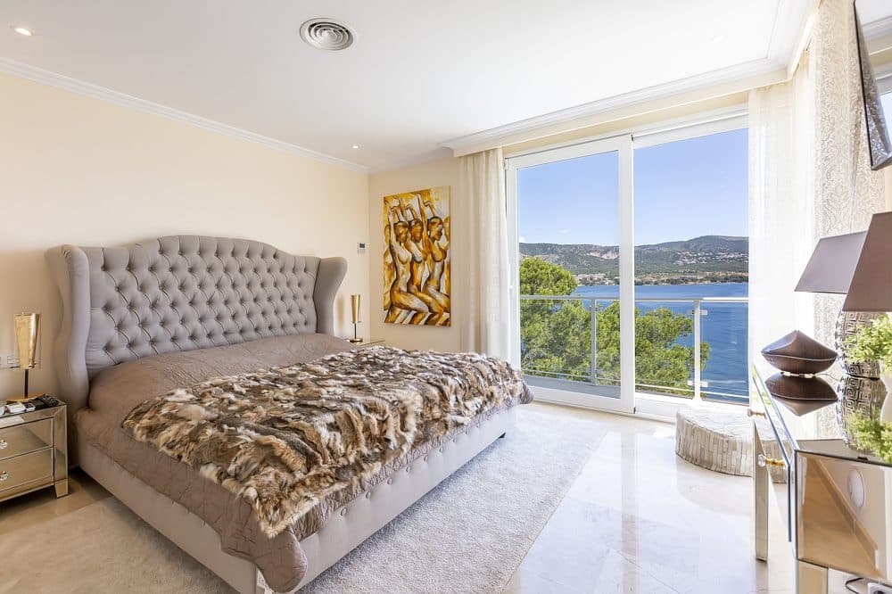 PALMANOVA: DREAM VILLA ON THE FIRST SEA LINE 28