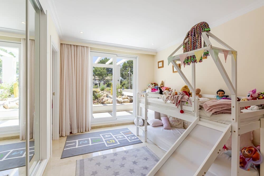 PALMANOVA: DREAM VILLA ON THE FIRST SEA LINE 21