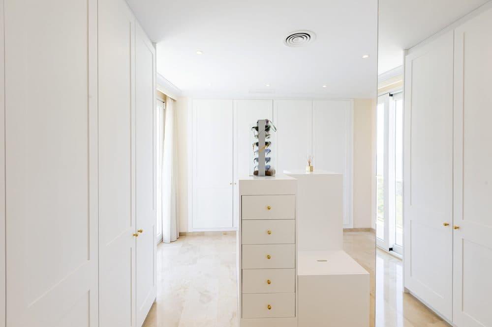 PALMANOVA: DREAM VILLA ON THE FIRST SEA LINE 23