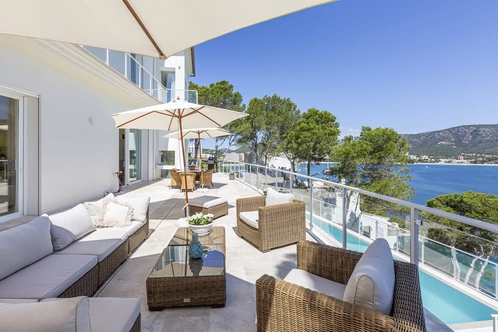 PALMANOVA: DREAM VILLA ON THE FIRST SEA LINE 24