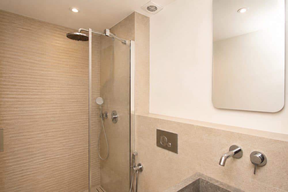 PUERTO PORTALS: RENOVATED APARTMENT IN AN EXCLUSIVE LOCATION 9