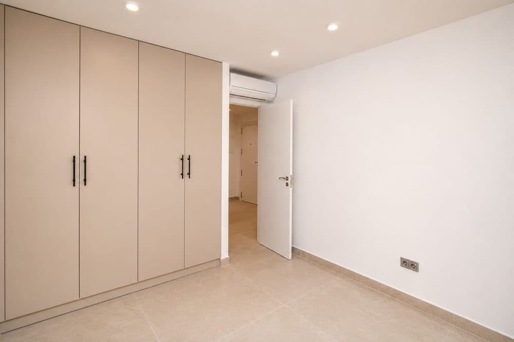 PUERTO PORTALS: RENOVATED APARTMENT IN AN EXCLUSIVE LOCATION 8