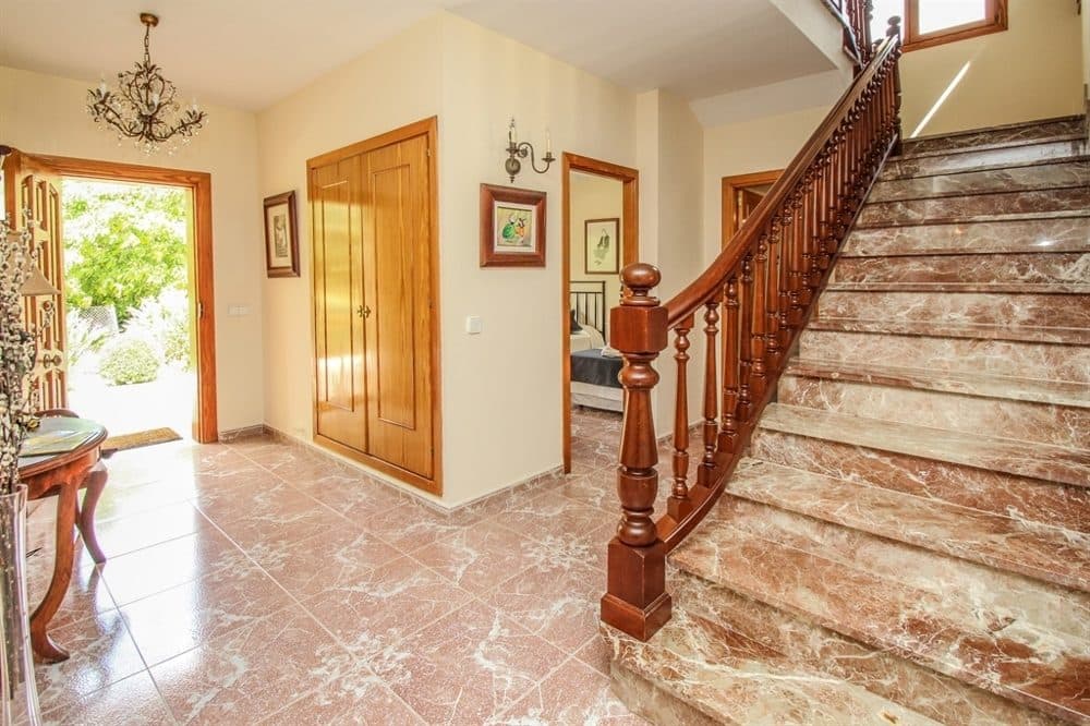 MALLORCA: IDYLLIC FINCA WITH AVOCADO TREES AND ETV LICENCE 14