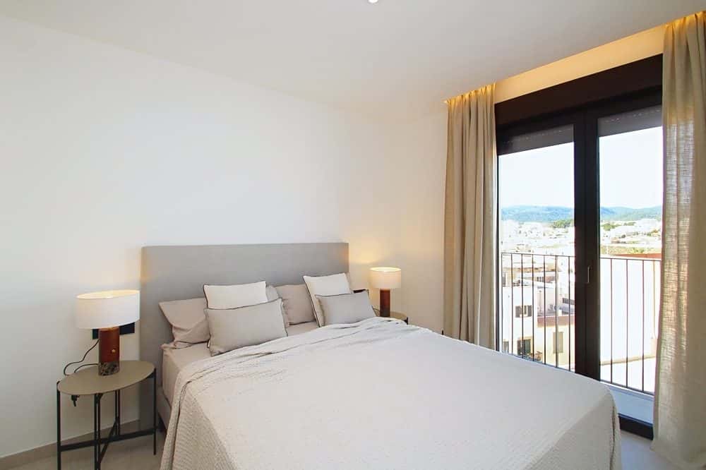 PALMA: EXCLUSIVE LUXURY PENTHOUSES WITH MOUNTAIN VIEWS IN SANTA CATALINA 9