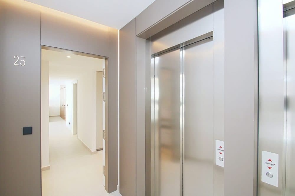 PALMA: EXCLUSIVE LUXURY PENTHOUSES WITH MOUNTAIN VIEWS IN SANTA CATALINA 21