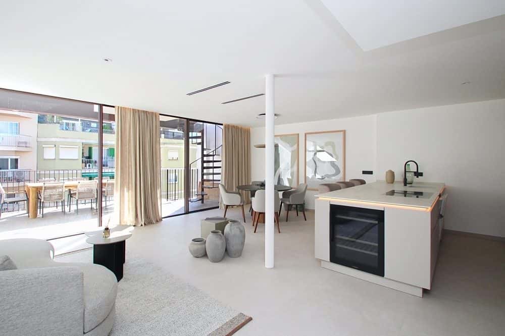 PALMA: EXCLUSIVE LUXURY PENTHOUSES WITH MOUNTAIN VIEWS IN SANTA CATALINA