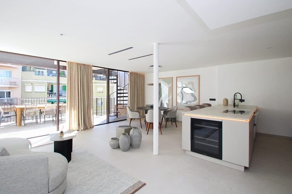 PALMA: EXCLUSIVE LUXURY PENTHOUSES WITH MOUNTAIN VIEWS IN SANTA CATALINA 1