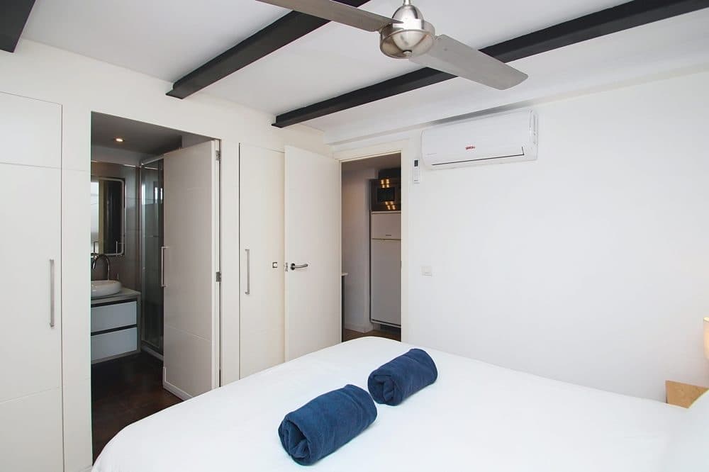 SANTA CATALINA: INVESTMENT PACKAGE WITH 6 RESIDENTIAL UNITS AND APPROX. 5 % RETURN 4