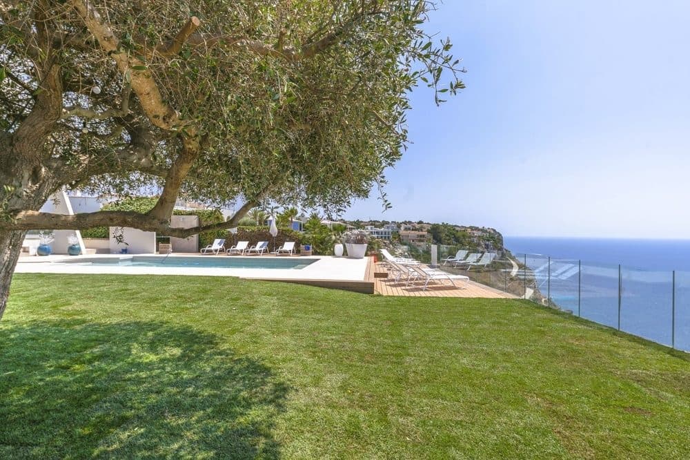 SA TORRE: EXCLUSIVE HOLIDAY RENTAL VILLA WITH SEA VIEWS 8